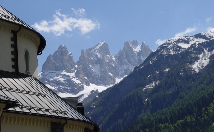 Visto sui Focobon dalla Chiesa di Falcade Alto.